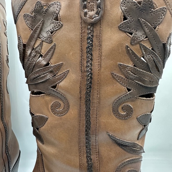 Brown Leather Western Boots - Picture 4 of 7